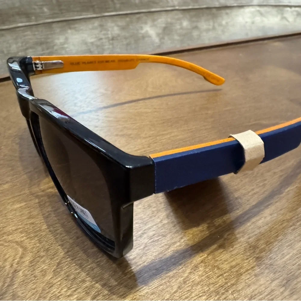 Blue planet eyewear #recycled plastic wood polarized sunglasses NWT unisex
